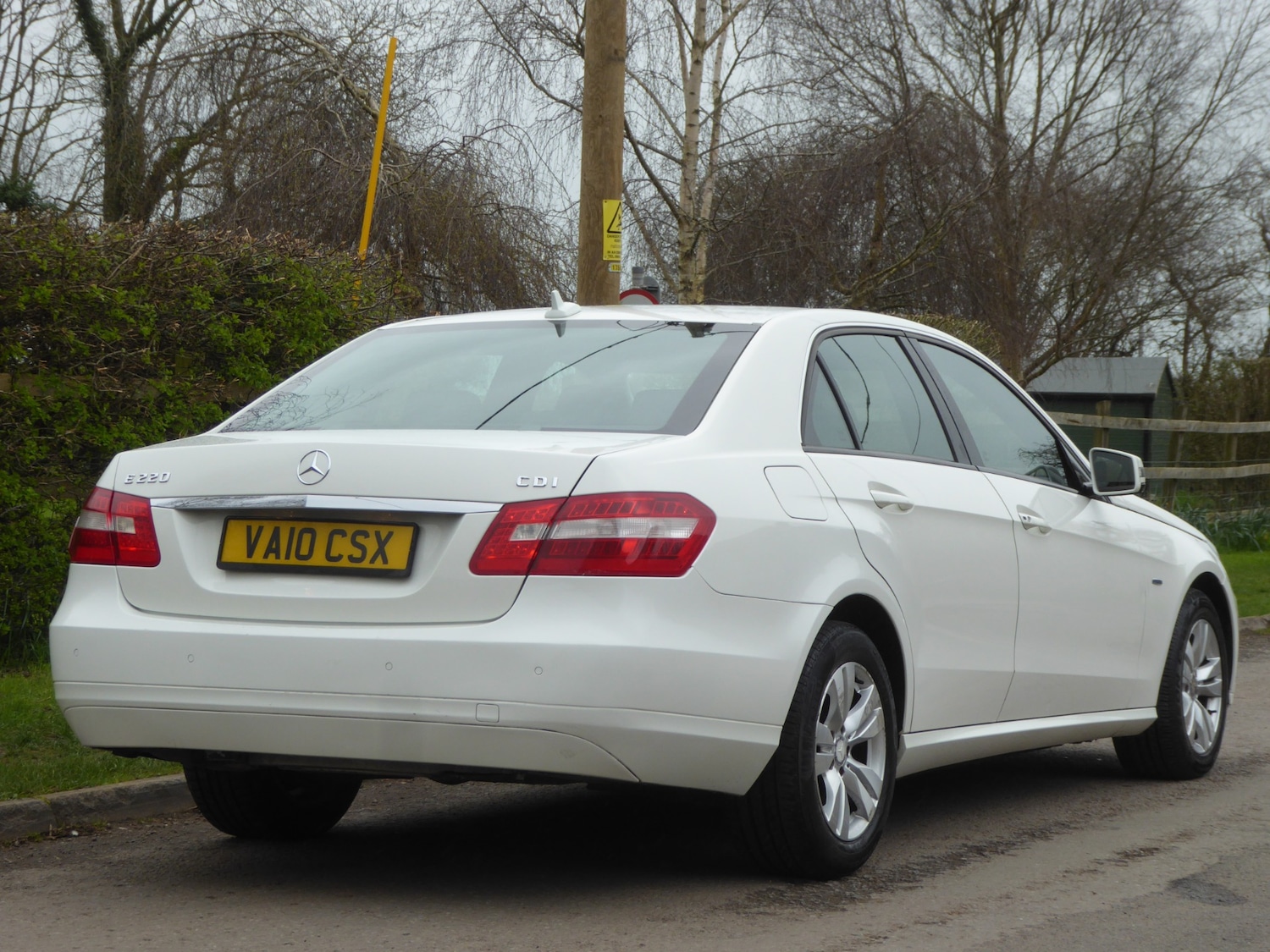 Used Mercedes-Benz E Class 2010 for sale - 77903537: Photo 3
