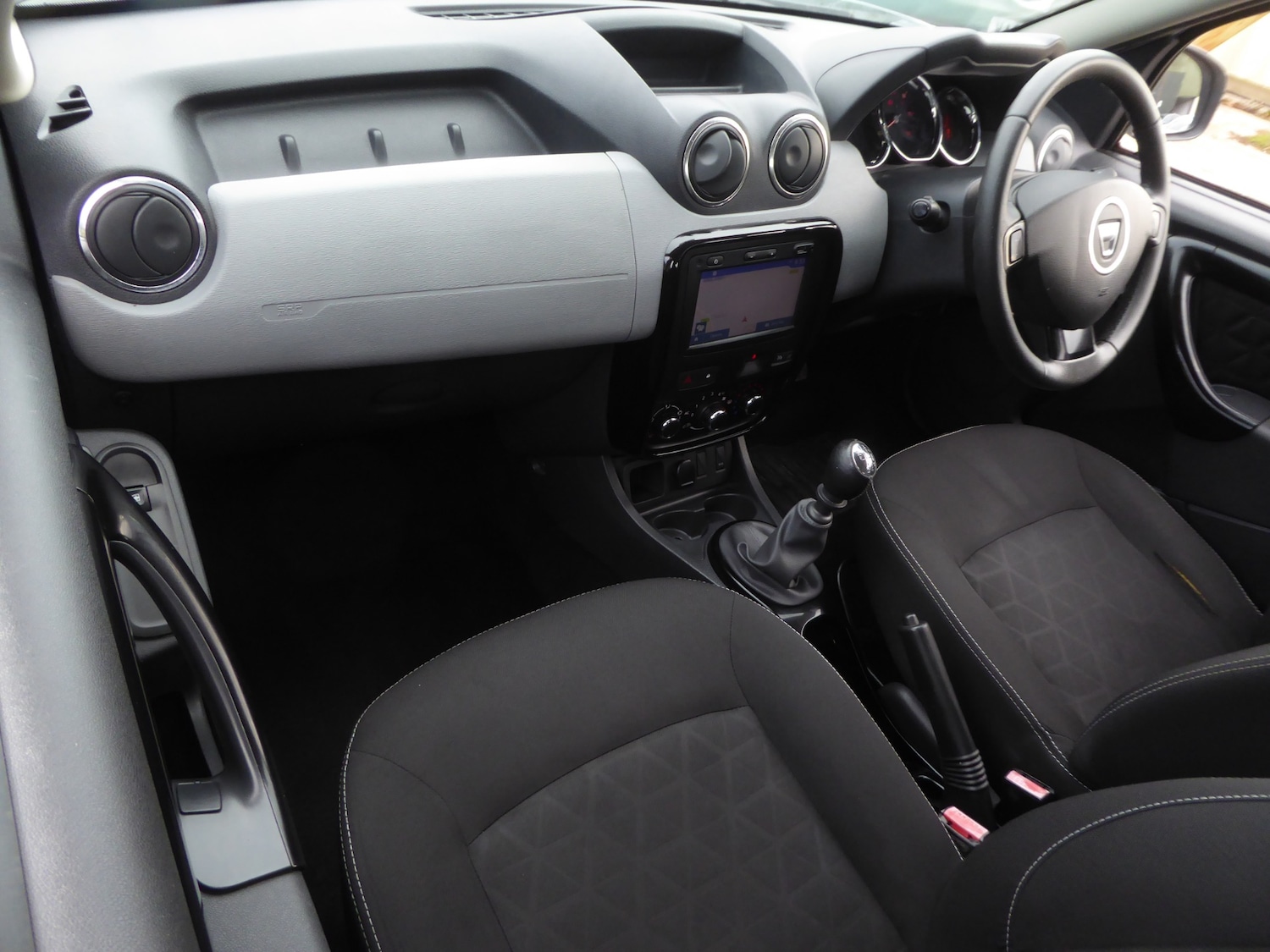 Used Dacia Duster 2015 for sale - 76126518: Photo 14
