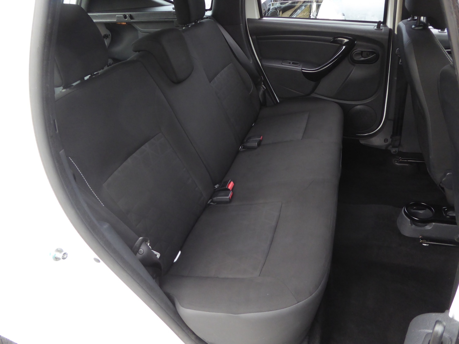 Used Dacia Duster 2015 for sale - 76126518: Photo 16