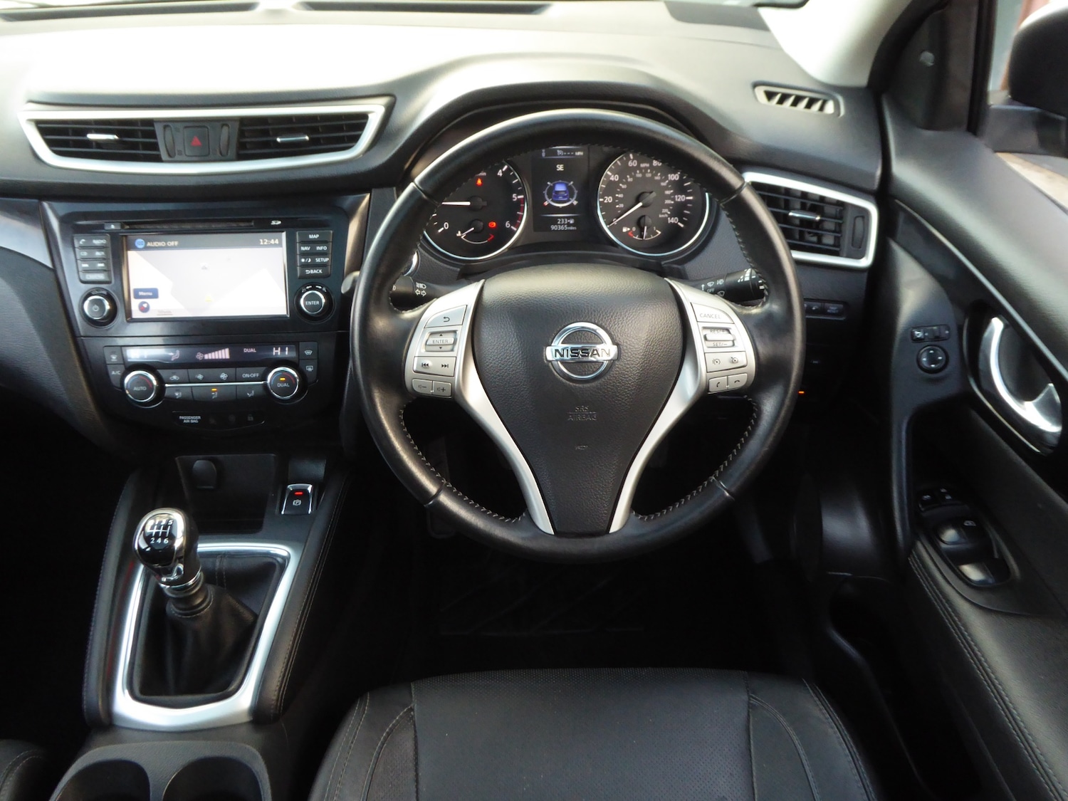 Used Nissan Qashqai 2017 for sale - 77114441: Photo 10