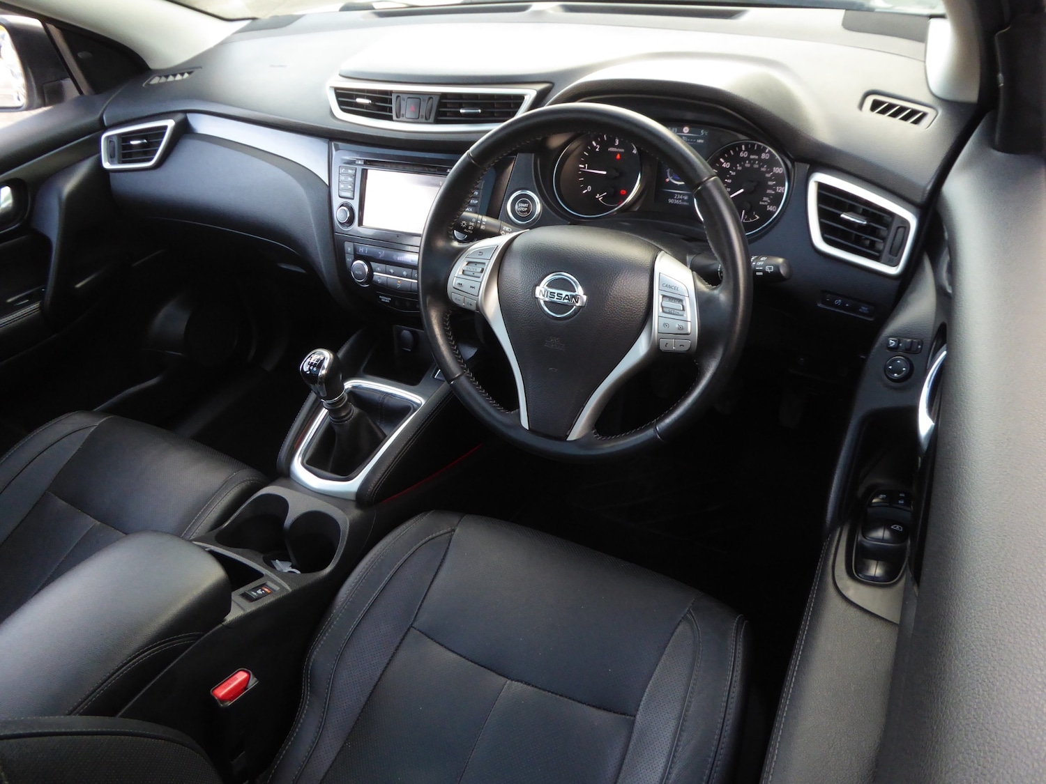 Used Nissan Qashqai 2017 for sale - 77114441: Photo 12