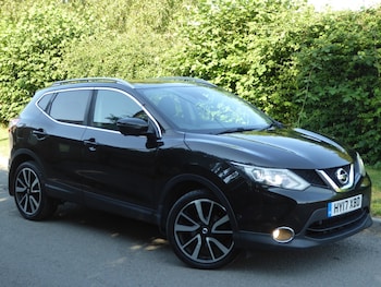 Used Nissan Qashqai 2017 for sale - 79154000: Photo