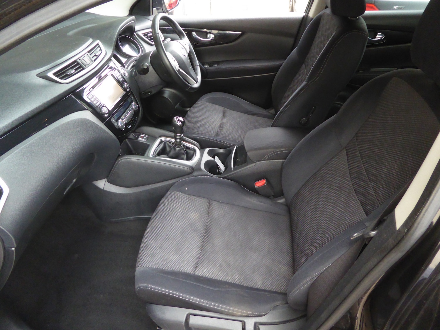 Used Nissan Qashqai 2014 for sale - 76035898: Photo 24