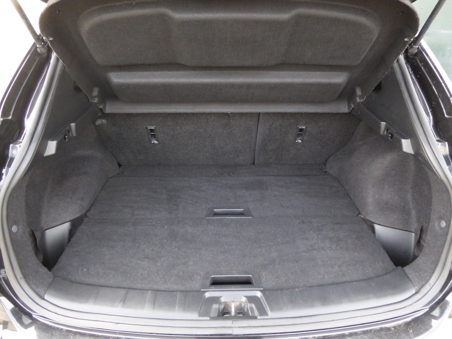 Used Nissan Qashqai 2014 for sale - 76035898: Photo 28