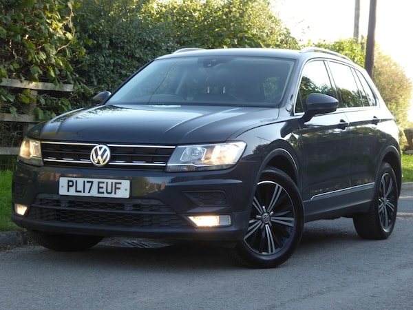 Used Volkswagen Tiguan 2017 for sale - 76035694: Photo 2