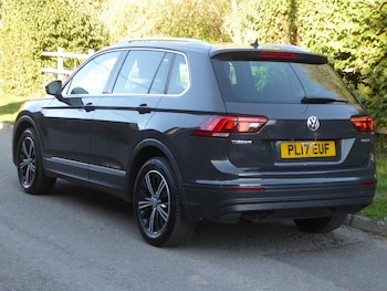 Used Volkswagen Tiguan 2017 for sale - 76035694: Photo 4