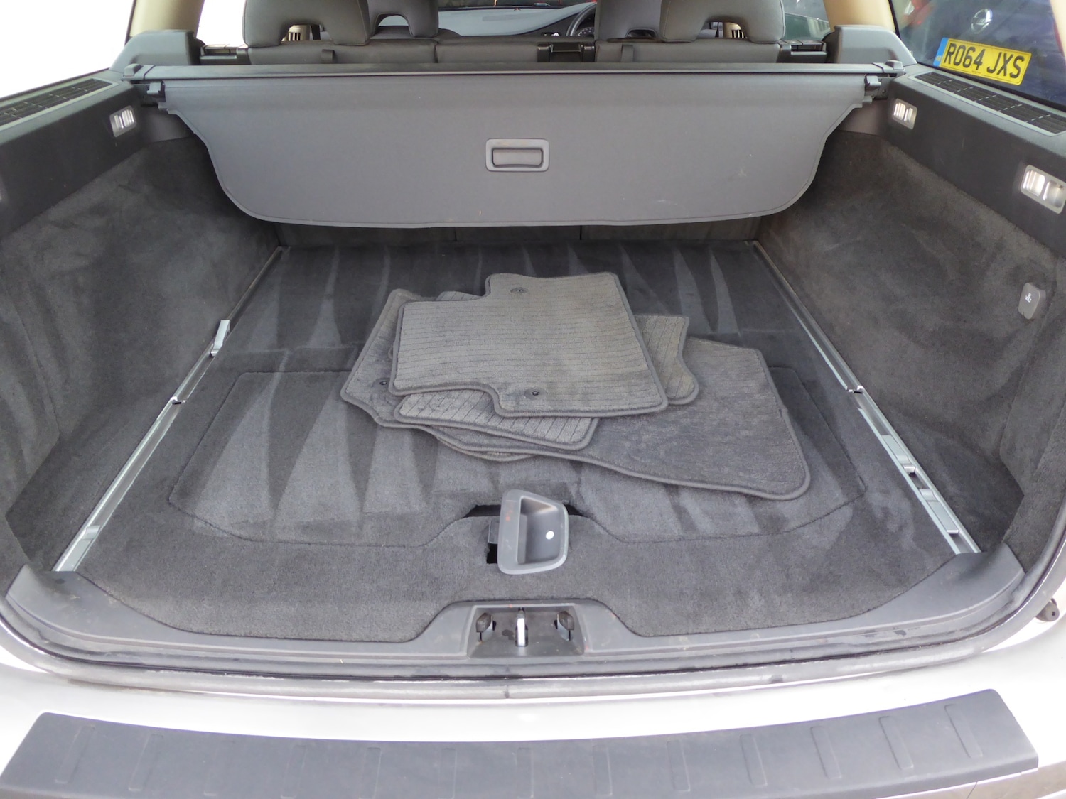 Used Volvo V70 2008 for sale - 77950335: Photo 12