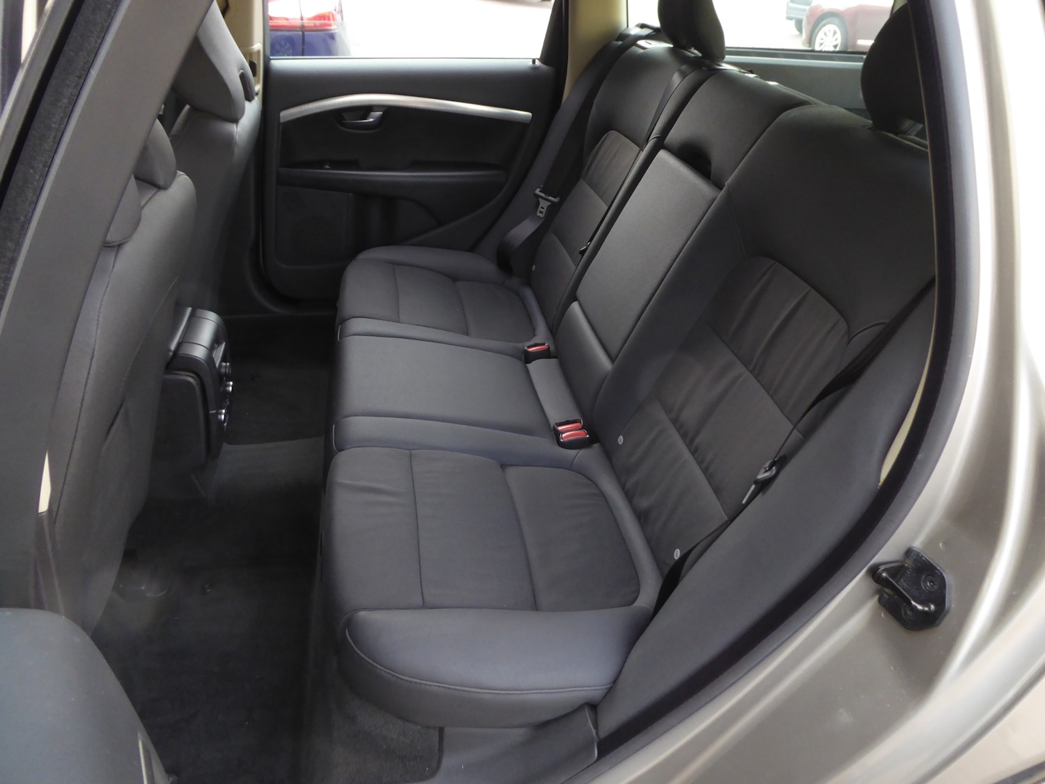 Used Volvo V70 2008 for sale - 77950335: Photo 17