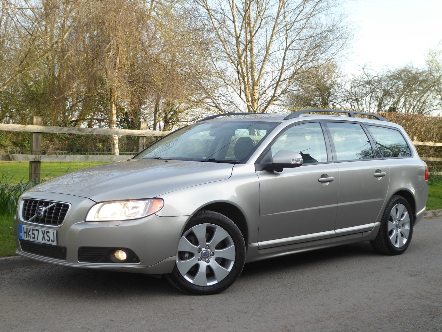 Used Volvo V70 2008 for sale - 77950335: Photo 25