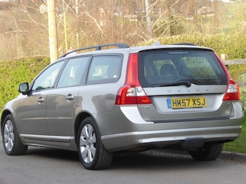 Used Volvo V70 2008 for sale - 77950335: Photo