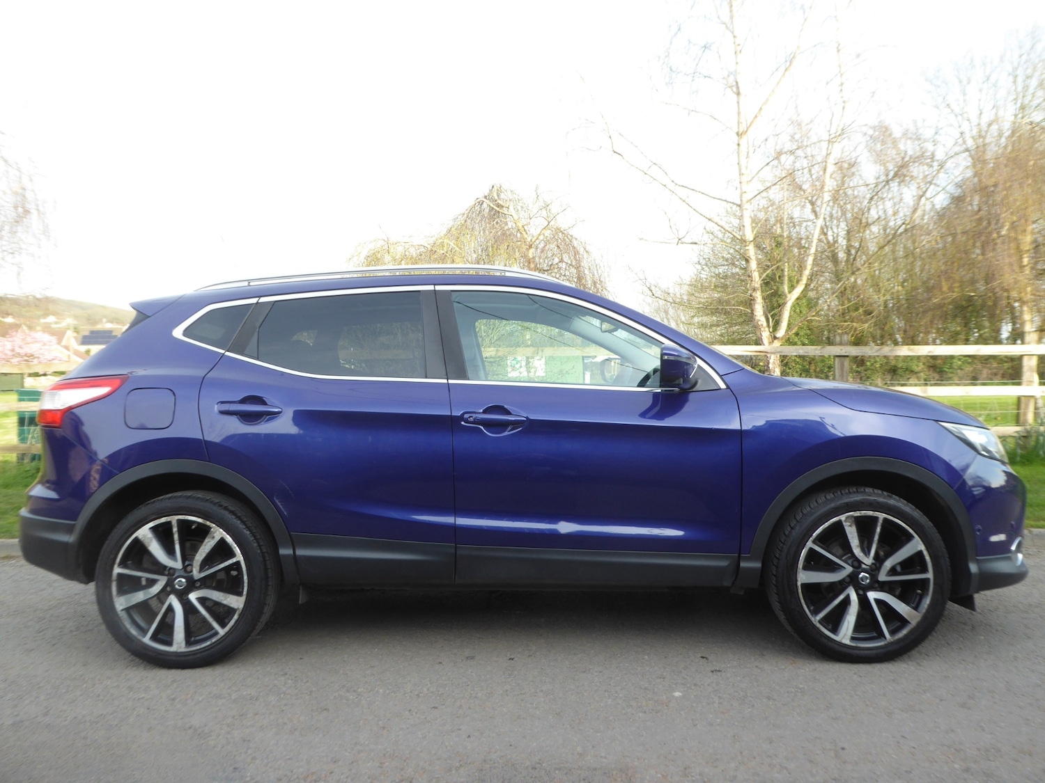 Used Nissan Qashqai 2014 for sale - 77965574: Photo 9
