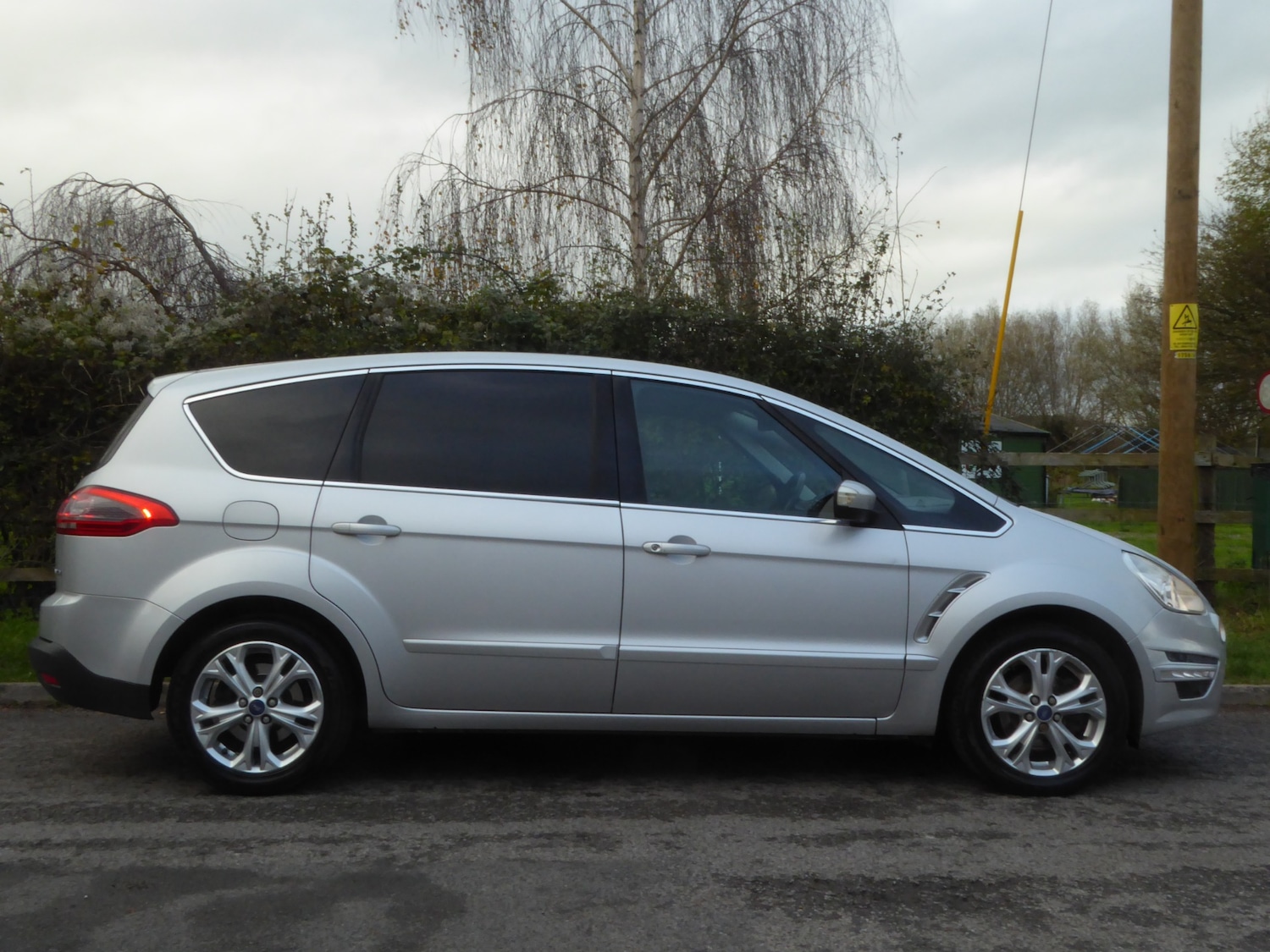 Used Ford S-Max 2011 for sale - 76684452: Photo 6