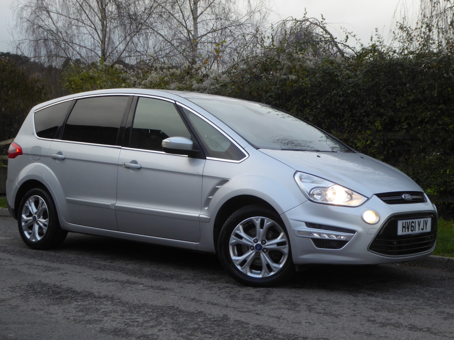Used Ford S-Max 2011 for sale - 76684452: Photo 8