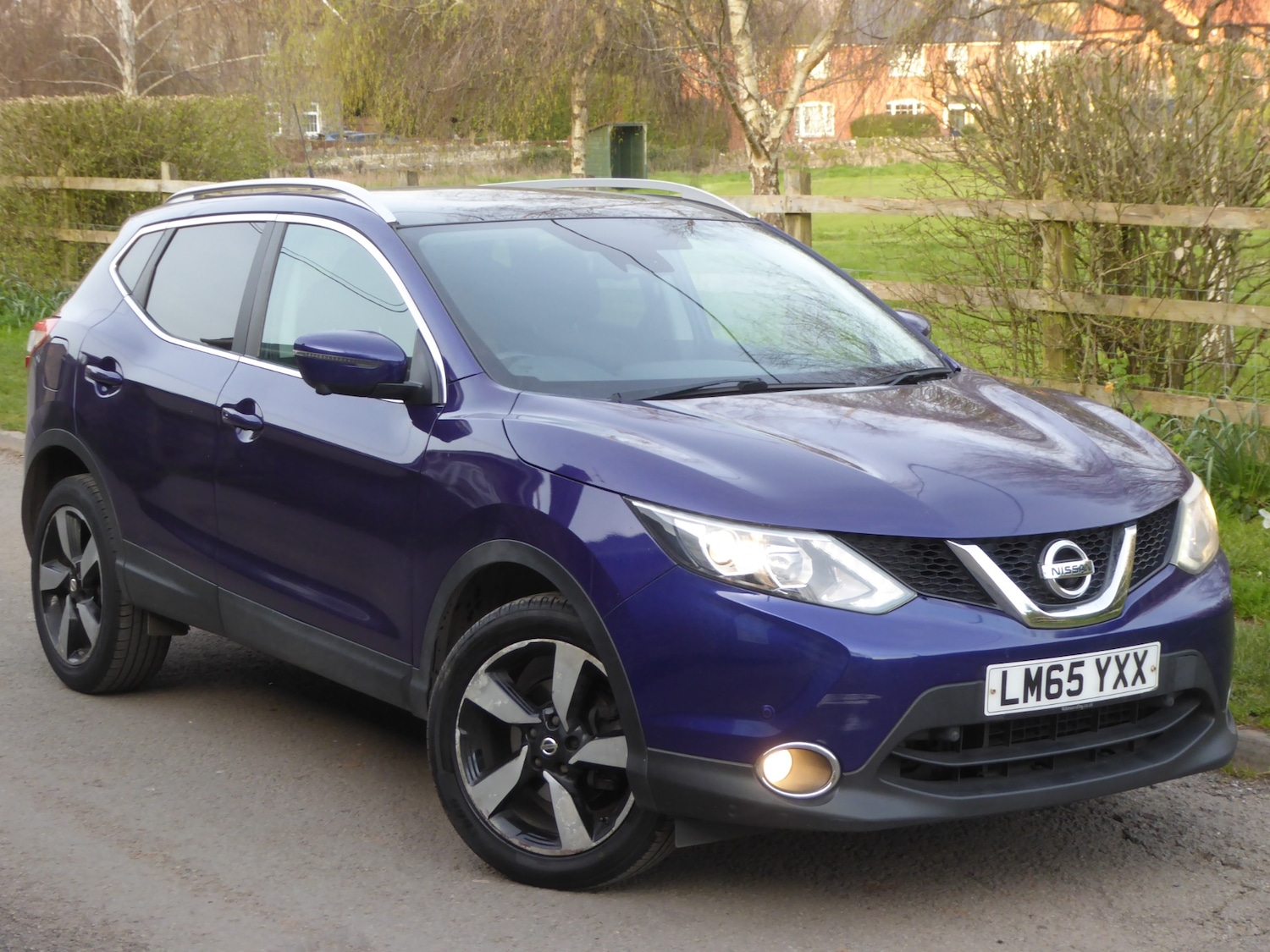 Used Nissan Qashqai 2015 for sale - 77965782: Photo 2