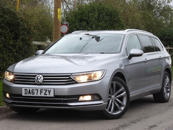 Used Volkswagen Passat 2017 for sale - 75972722: Photo