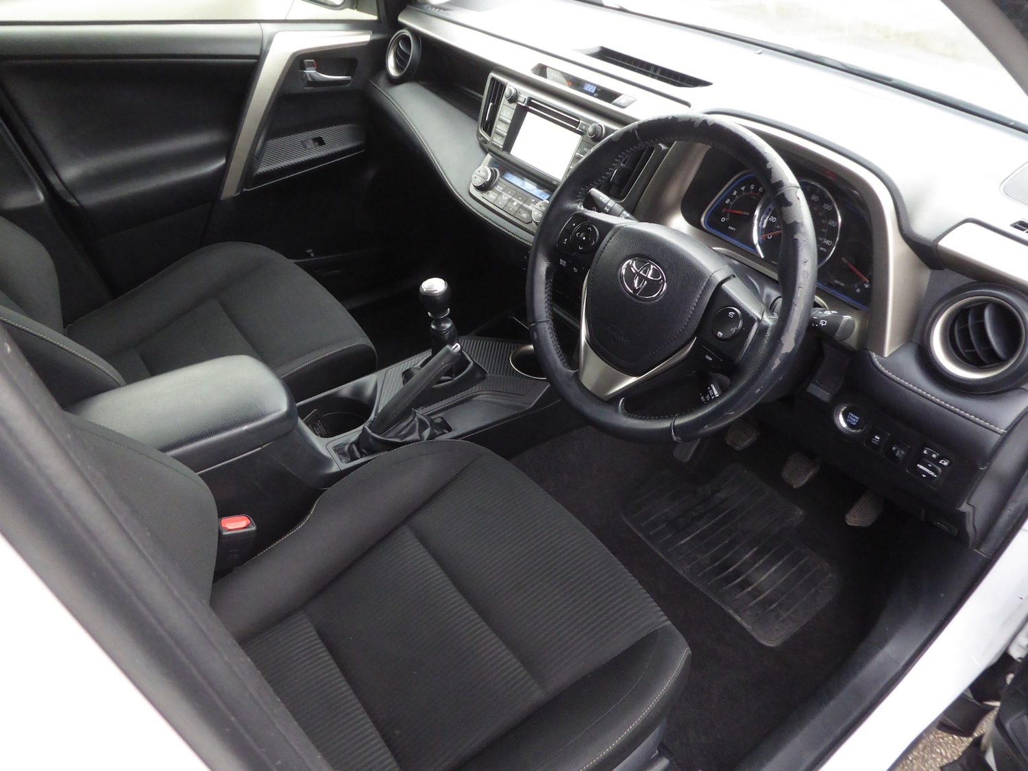 Used Toyota RAV4 2014 for sale - 76834696: Photo 19