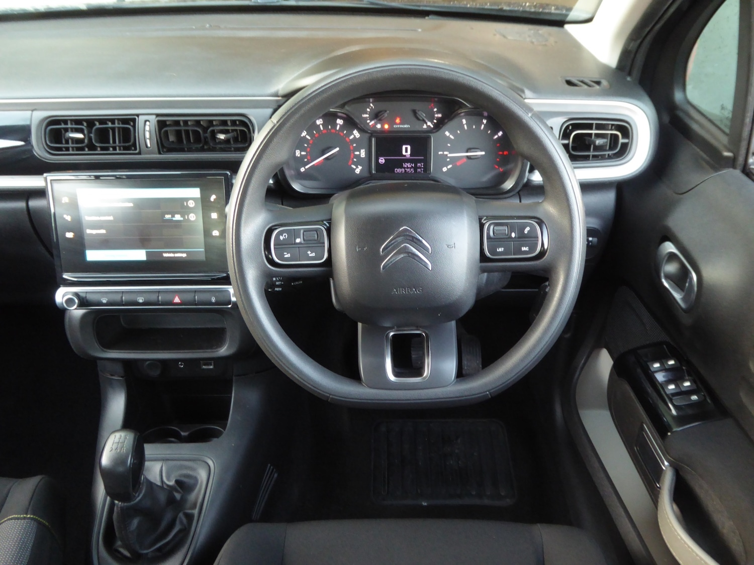 Used Citroen C3 2017 for sale - 76653342: Photo 16