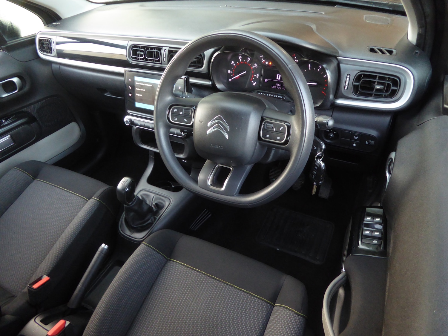 Used Citroen C3 2017 for sale - 76653342: Photo 17