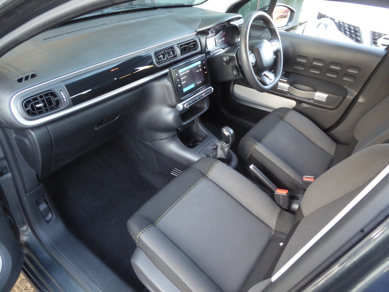 Used Citroen C3 2017 for sale - 76653342: Photo 20