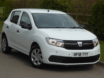 Used Dacia Sandero 2018 for sale - 78197144: Photo