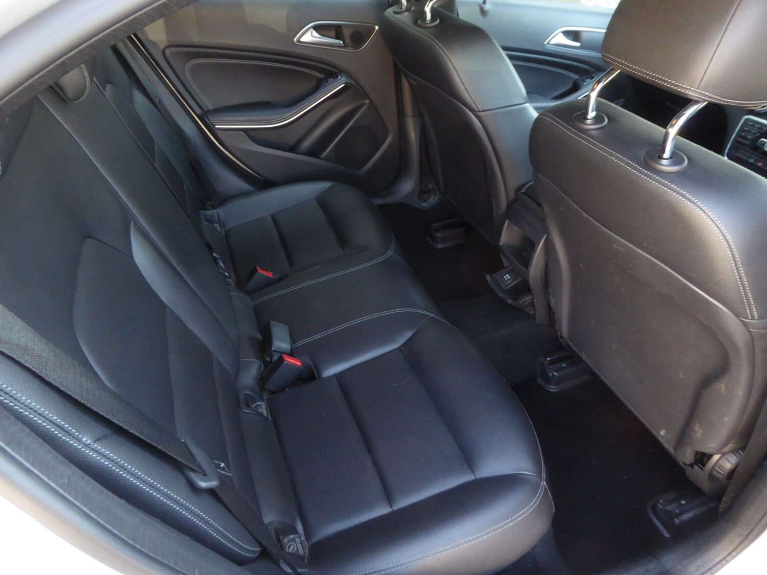 Used Mercedes-Benz A-Class 2015 for sale - 78107973: Photo 11