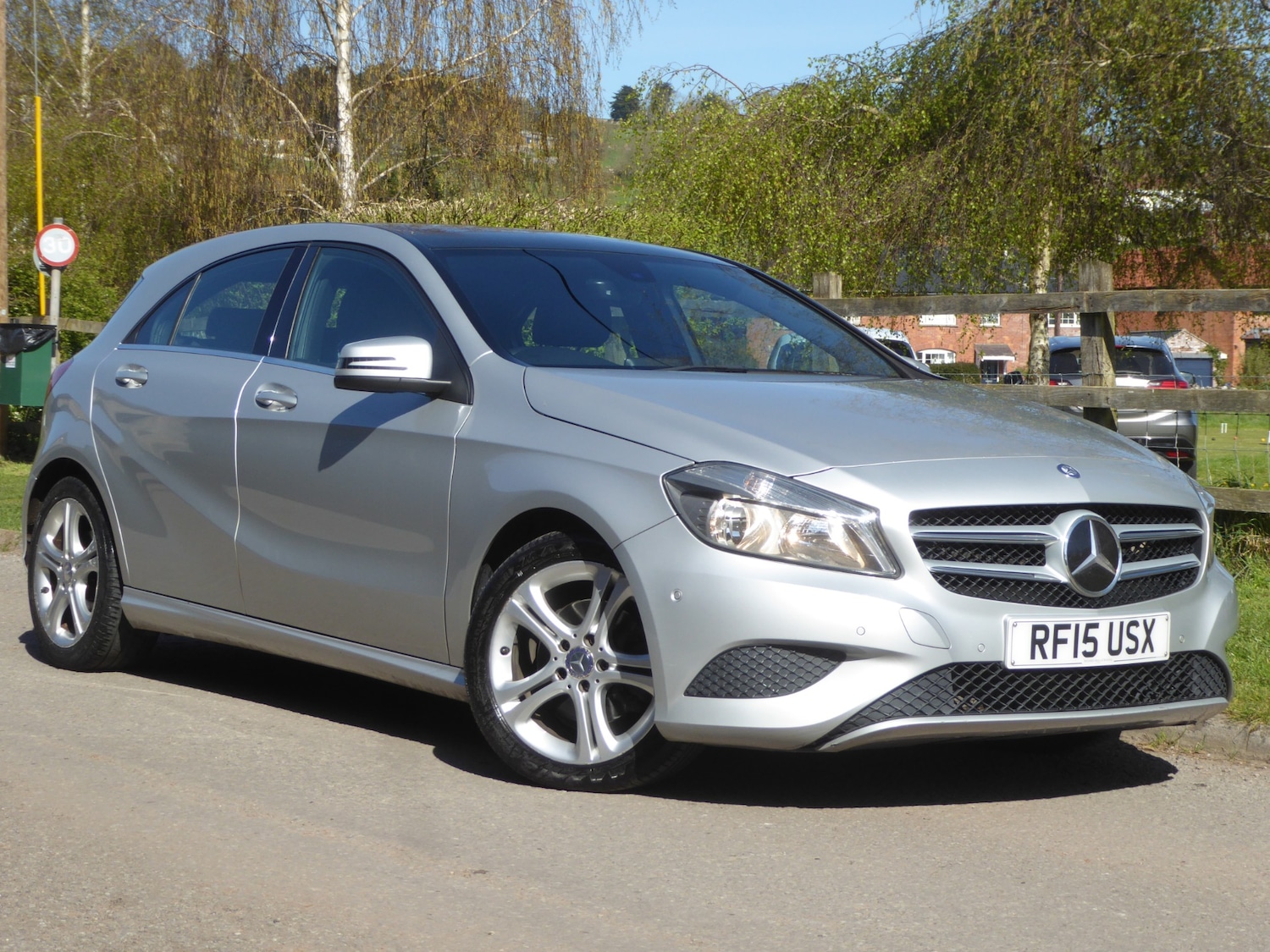 Used Mercedes-Benz A-Class 2015 for sale - 78107973: Photo 2