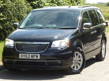 Used Chrysler Grand Voyager 2013 for sale - 79125658: Photo