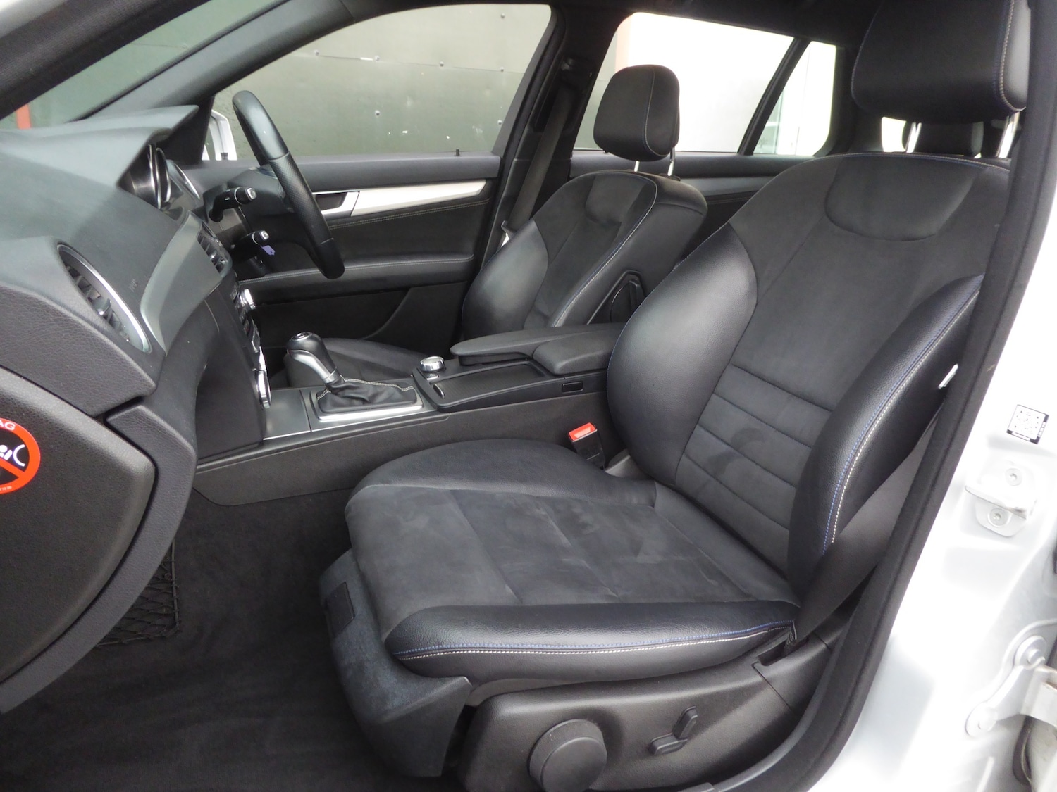 Used Mercedes-Benz C Class 2014 for sale - 77368009: Photo 14