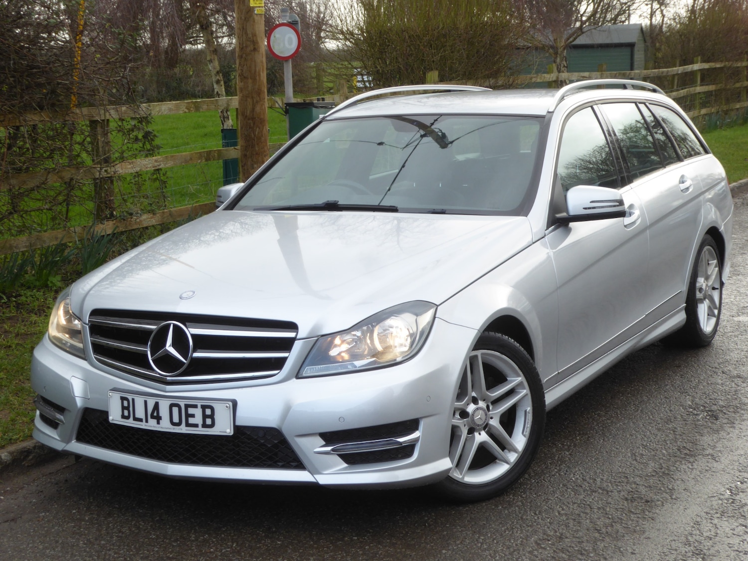 Used Mercedes-Benz C Class 2014 for sale - 77368009: Photo 25