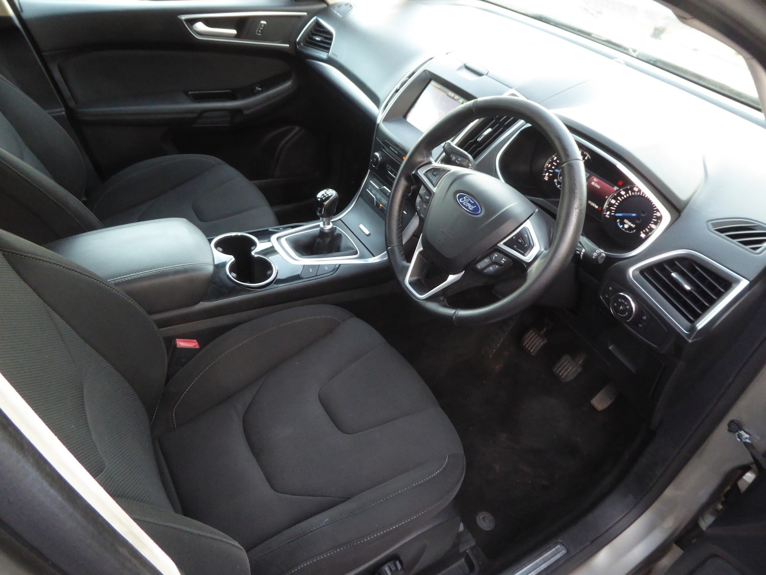 Used Ford S-Max 2015 for sale - 76908208: Photo 16