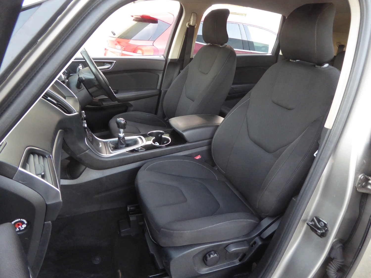 Used Ford S-Max 2015 for sale - 76908208: Photo 17