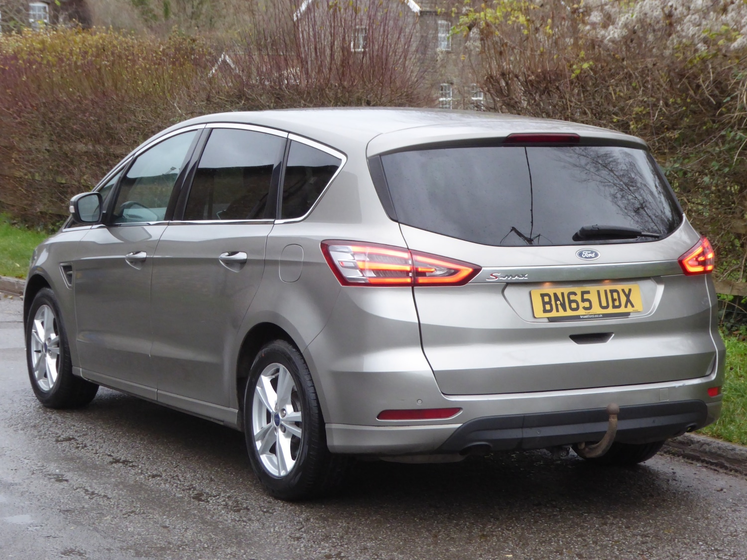 Used Ford S-Max 2015 for sale - 76908208: Photo 4