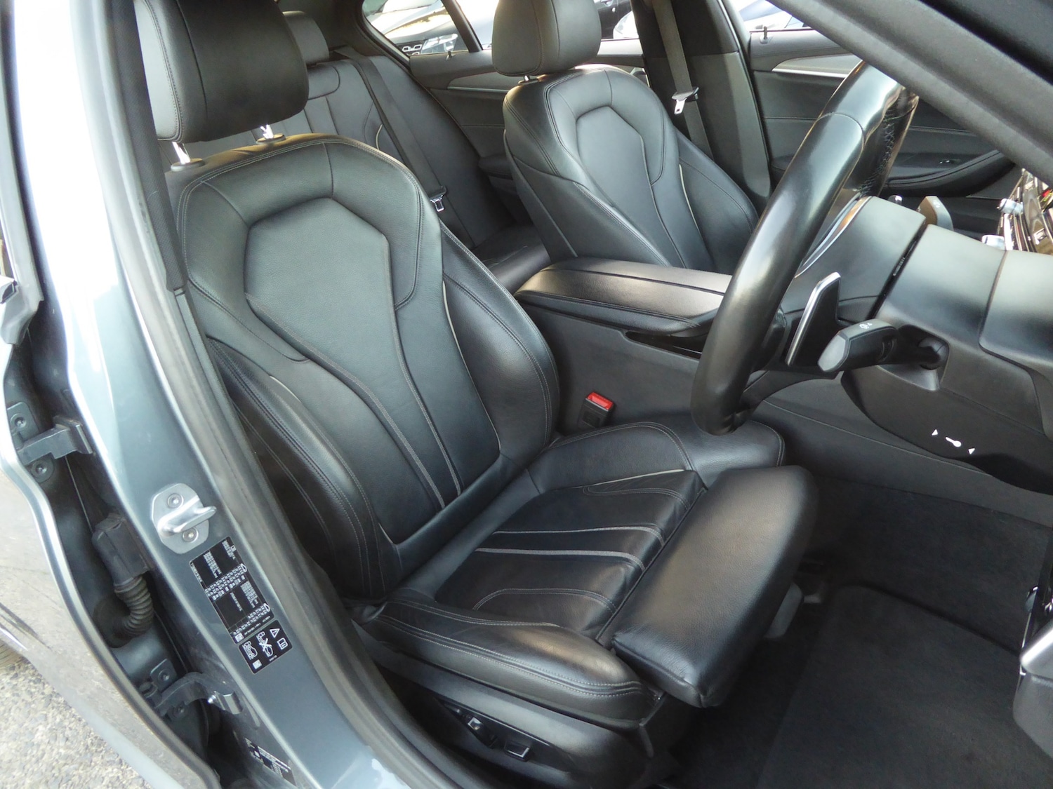 Used BMW 5 Series 2019 for sale - 76603110: Photo 54