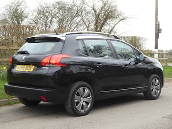 Used Peugeot 2008 2016 for sale - 77689604: Photo