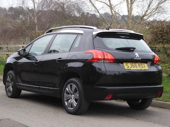 Used Peugeot 2008 2016 for sale - 77689604: Photo