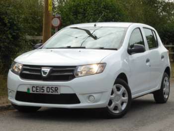 Used Dacia Sandero 2015 for sale - 75393028: Photo