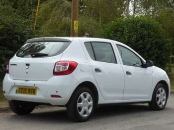 Used Dacia Sandero 2015 for sale - 75393028: Photo
