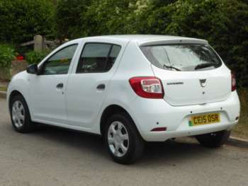 Used Dacia Sandero 2015 for sale - 75393028: Photo