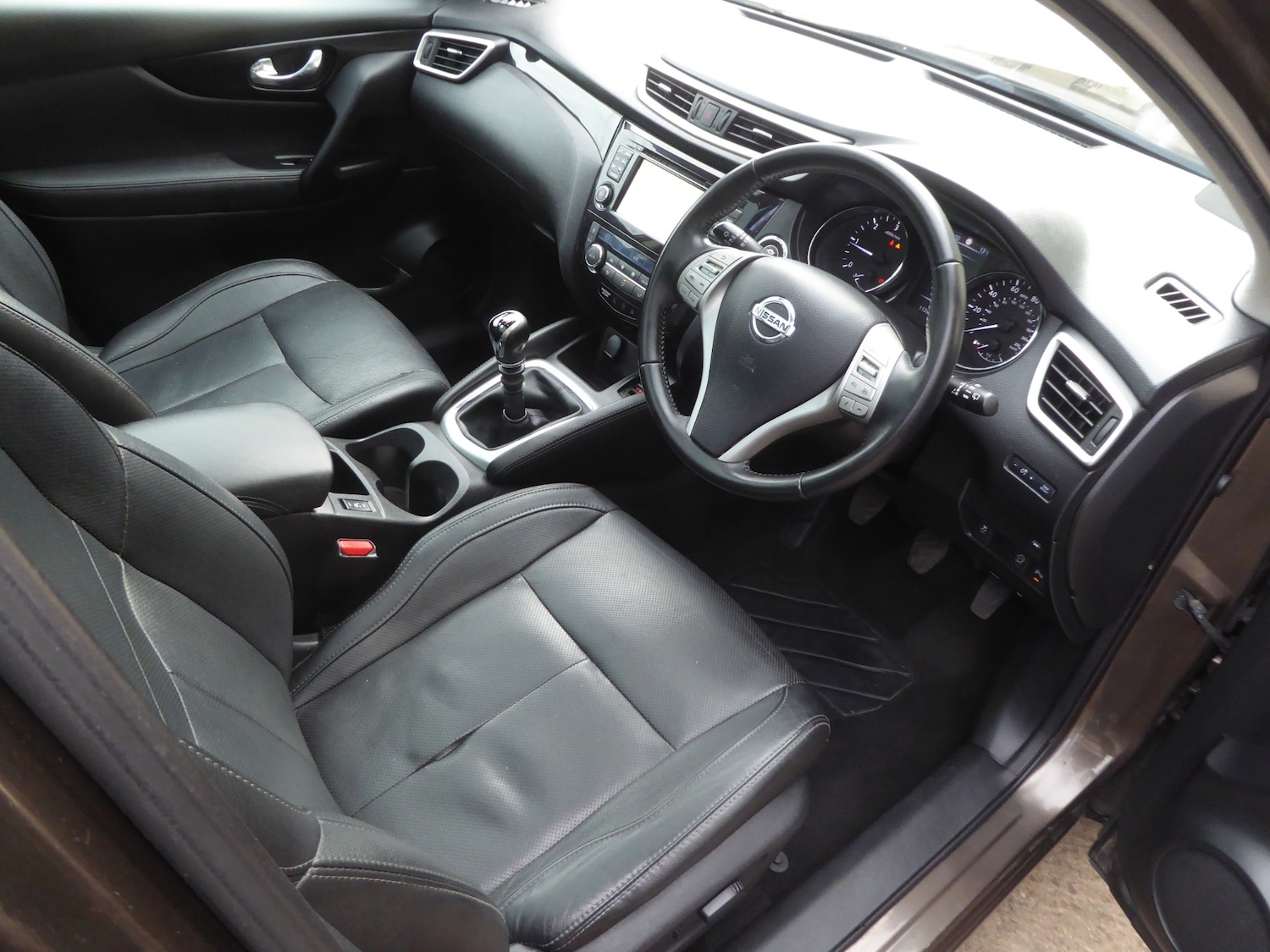 Used Nissan Qashqai 2016 for sale - 76126523: Photo 15