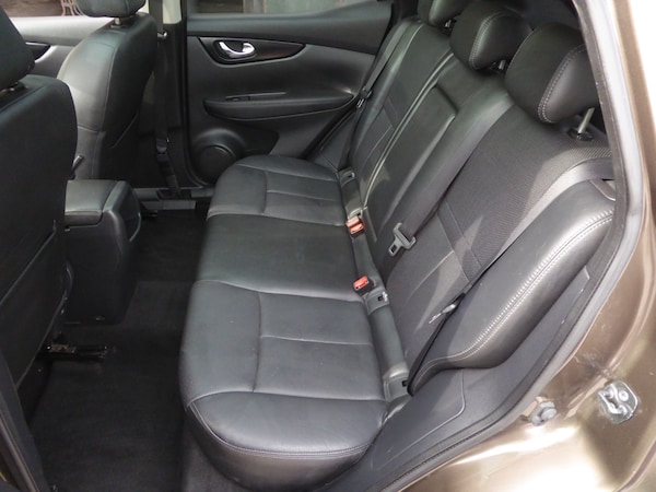 Used Nissan Qashqai 2016 for sale - 76126523: Photo 21