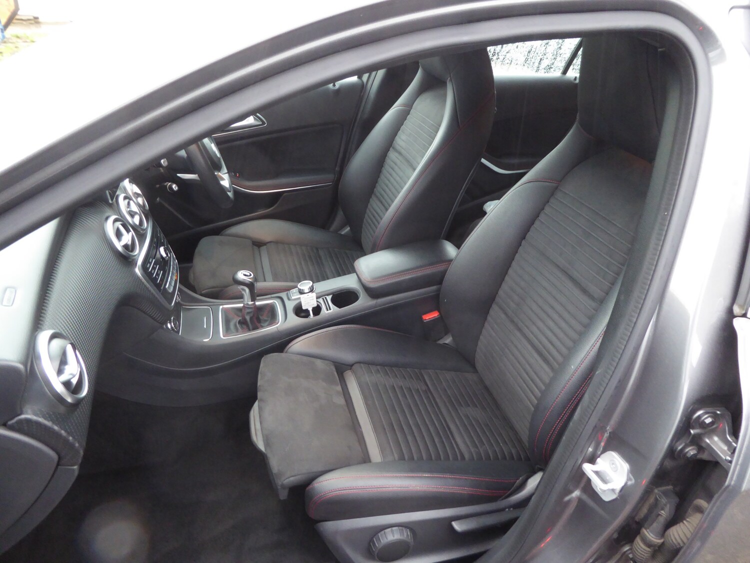 Used Mercedes-Benz A-Class 2017 for sale - 76830451: Photo 16