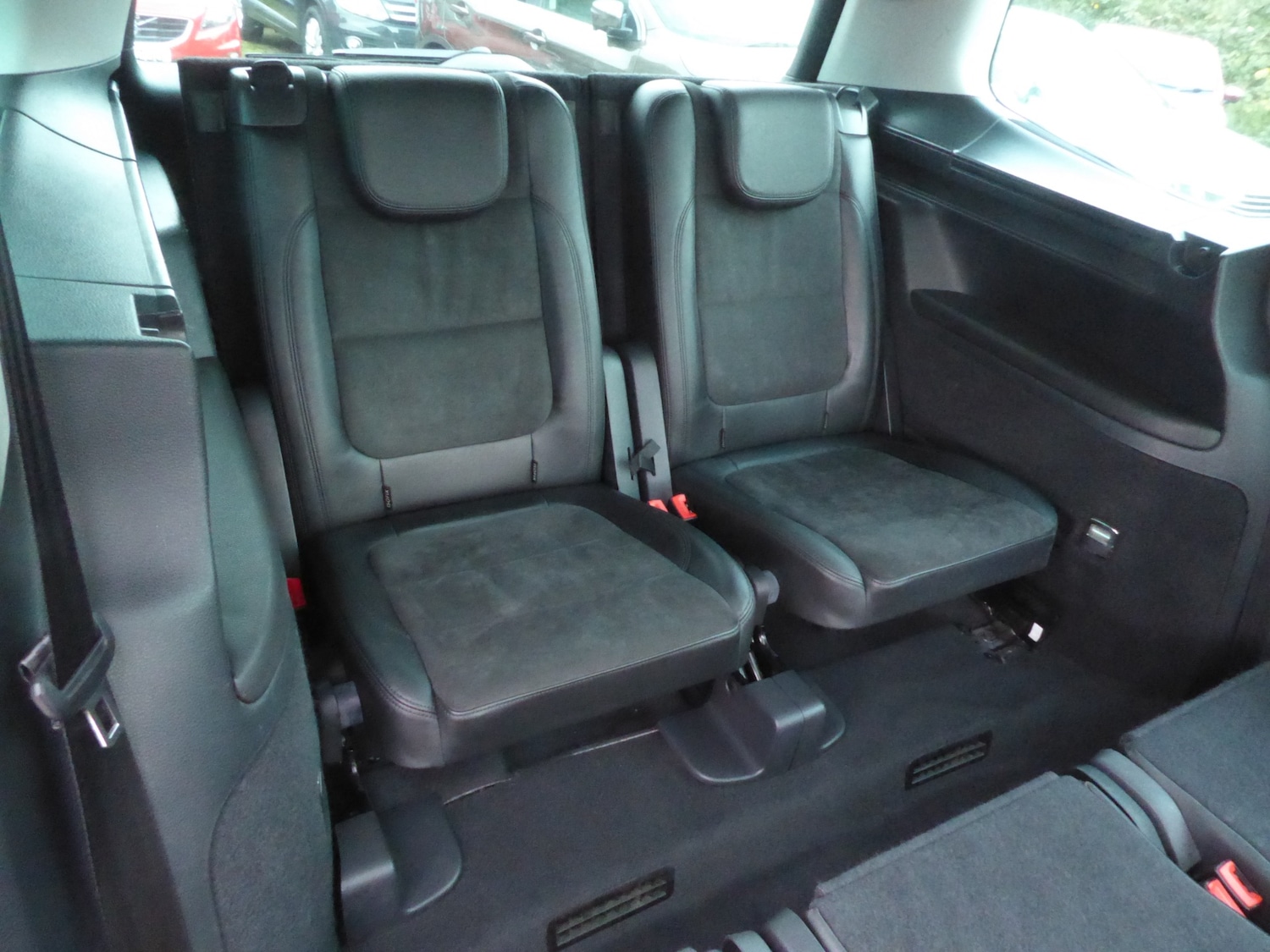 Used Volkswagen Sharan 2012 for sale - 76343980: Photo 11