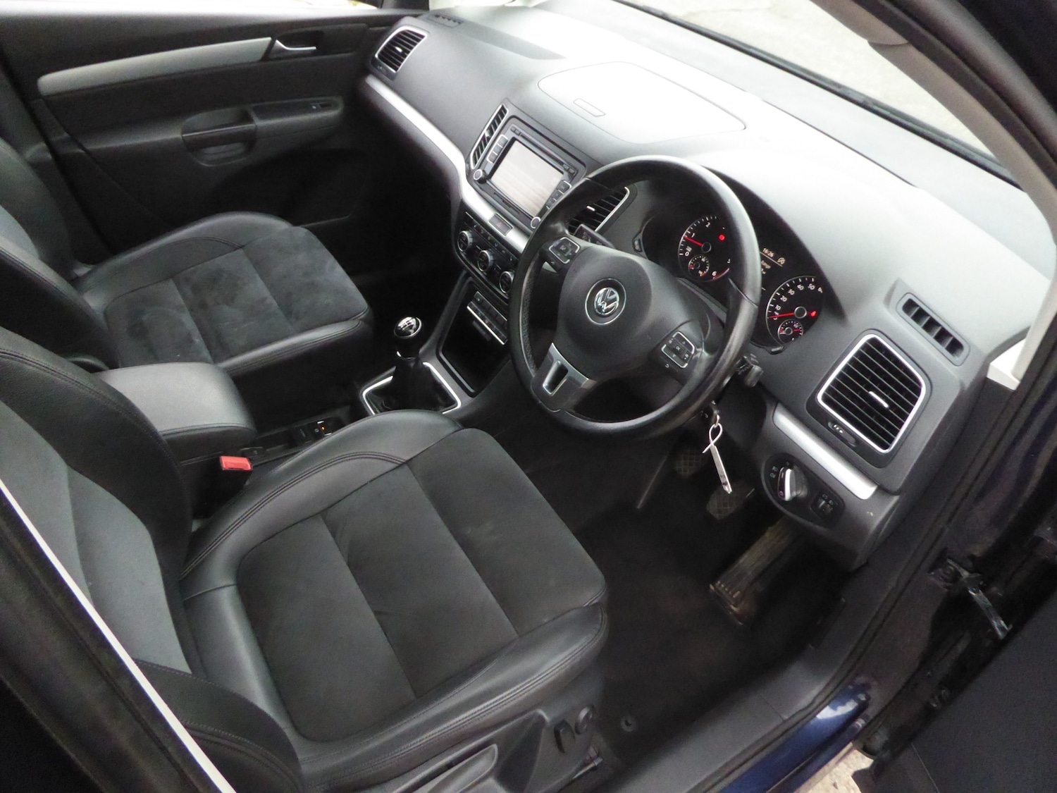 Used Volkswagen Sharan 2012 for sale - 76343980: Photo 13