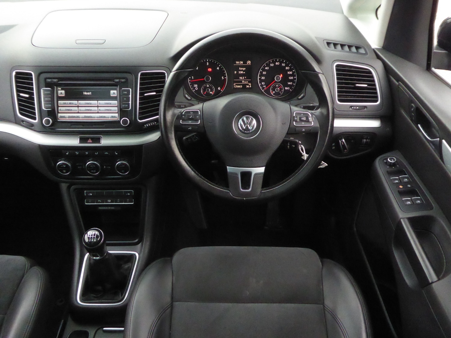 Used Volkswagen Sharan 2012 for sale - 76343980: Photo 14