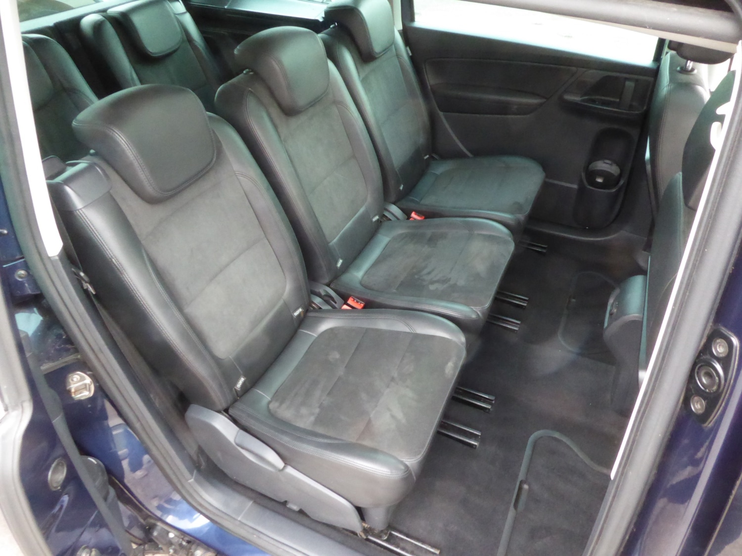 Used Volkswagen Sharan 2012 for sale - 76343980: Photo 17