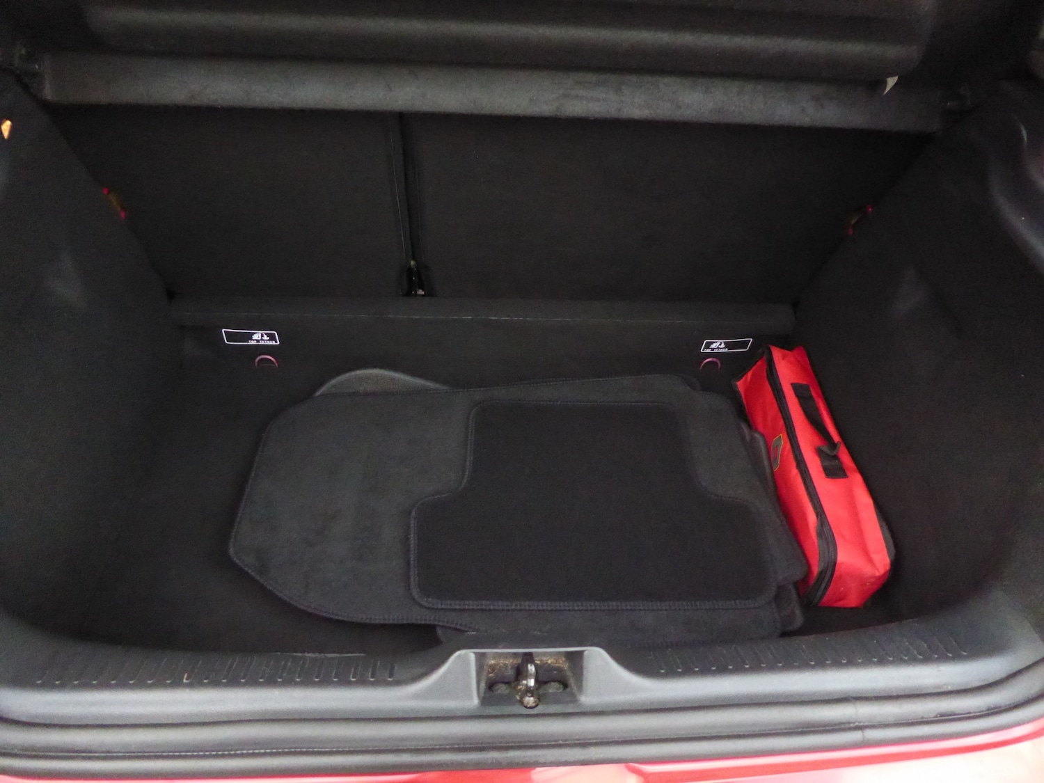 Used Renault Clio 2017 for sale - 76429392: Photo 17