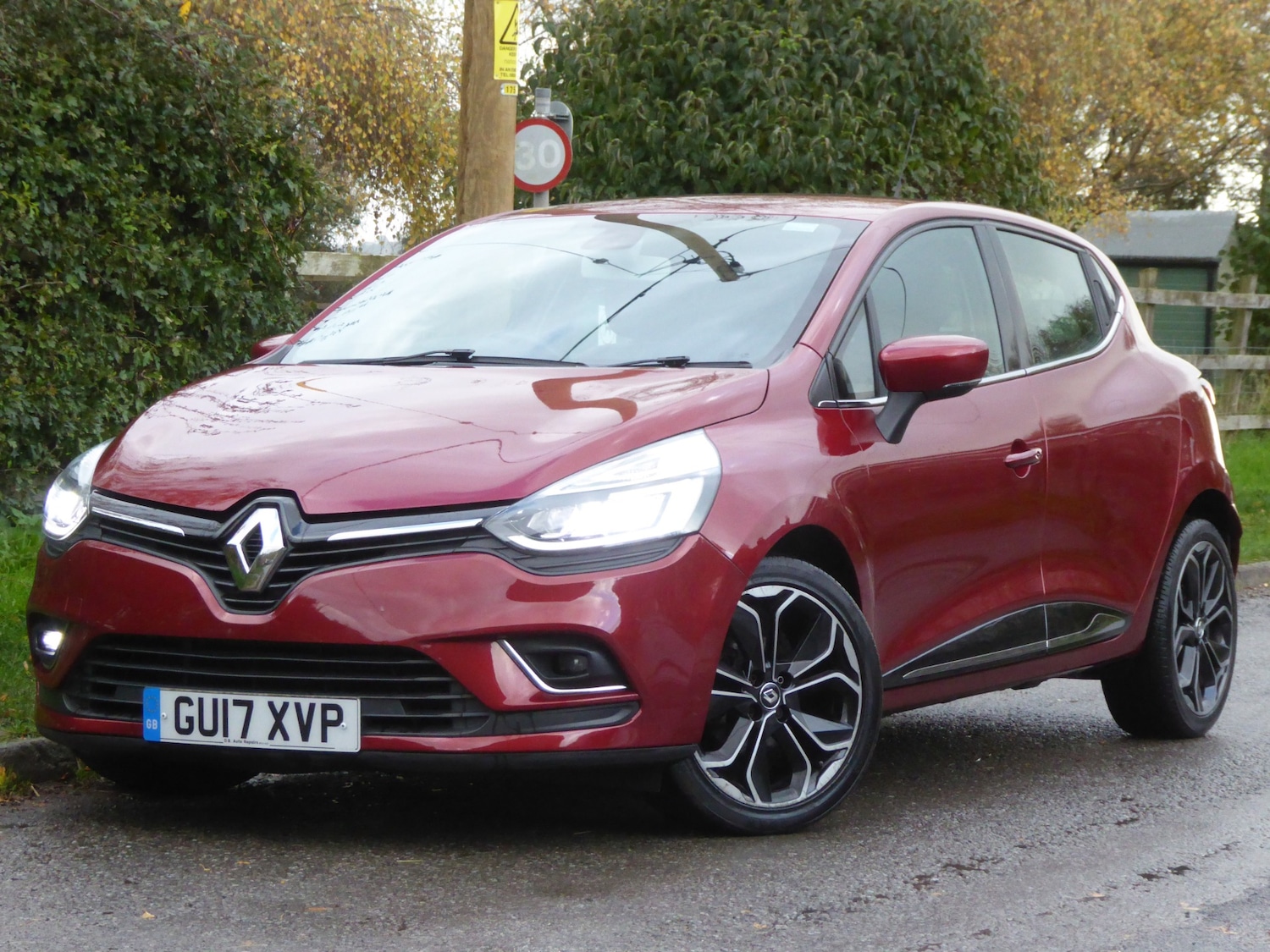 Used Renault Clio 2017 for sale - 76429392: Photo 29