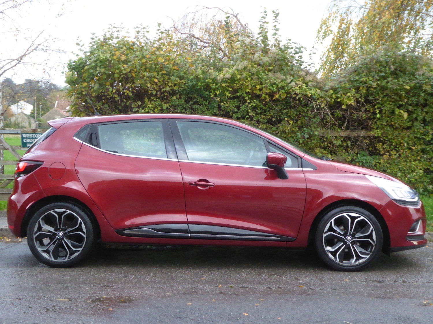 Used Renault Clio 2017 for sale - 76429392: Photo 3