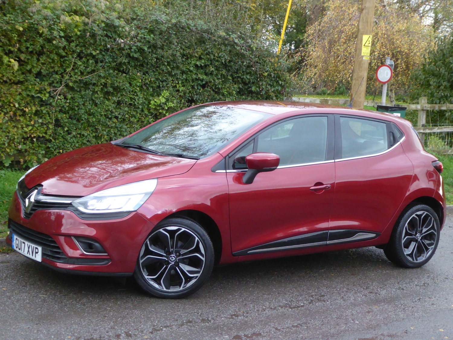 Used Renault Clio 2017 for sale - 76429392: Photo 32