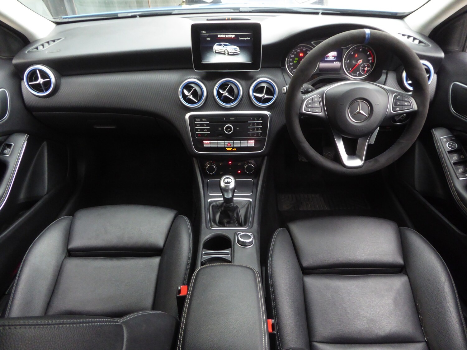 Used Mercedes-Benz A-Class 2016 for sale - 77367383: Photo 9